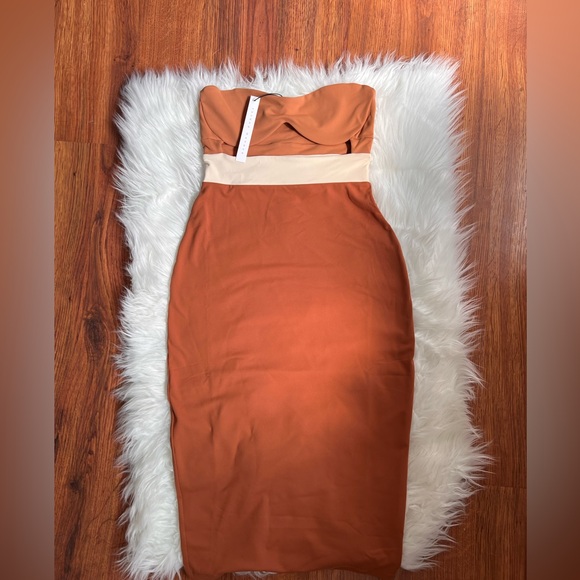 Sold!!!NWT revolve Susanna Monaco midi dress - Picture 9 of 9